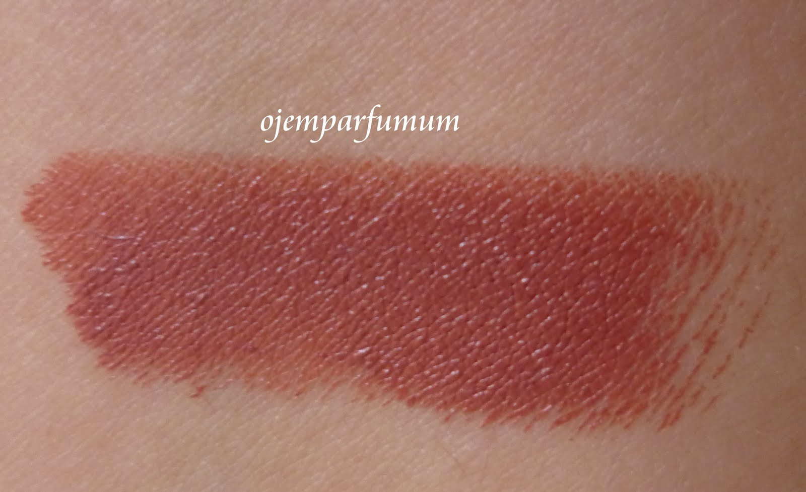 Golden Rose Lipstick 74 Image Of Lipstick Imagerico